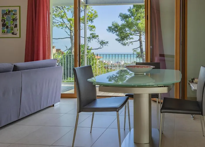 Casa E Mare * Montignano